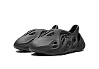 Yeezy Foam RNNR Onyx