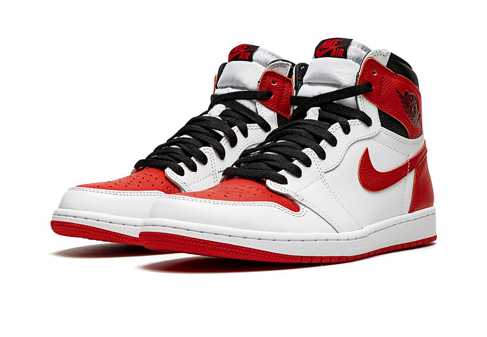 Nike Air Jordan 1 Retro High OG Heritage