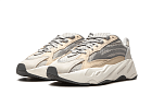 Yeezy 700 Cream