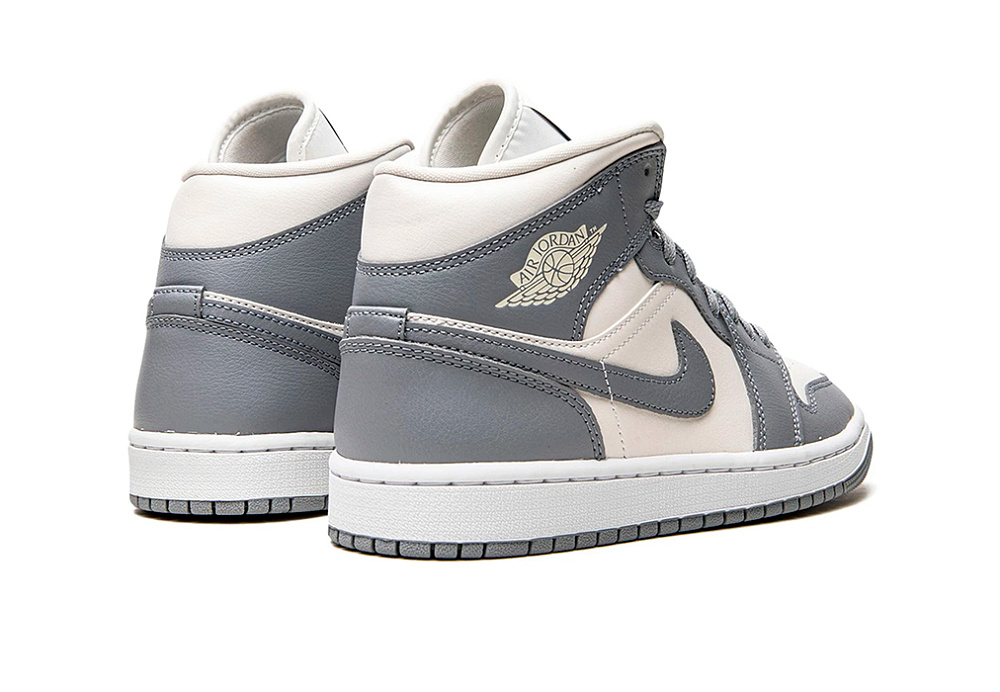 Nike Air Jordan 1 Mid Stealth (W)