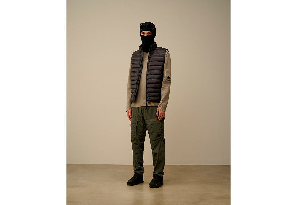 C.P. COMPANY Cargo Pants In Chrome-R Material Grape Leaf