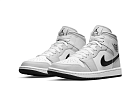 Nike Air Jordan 1 Mid Light Smoke Grey (W)