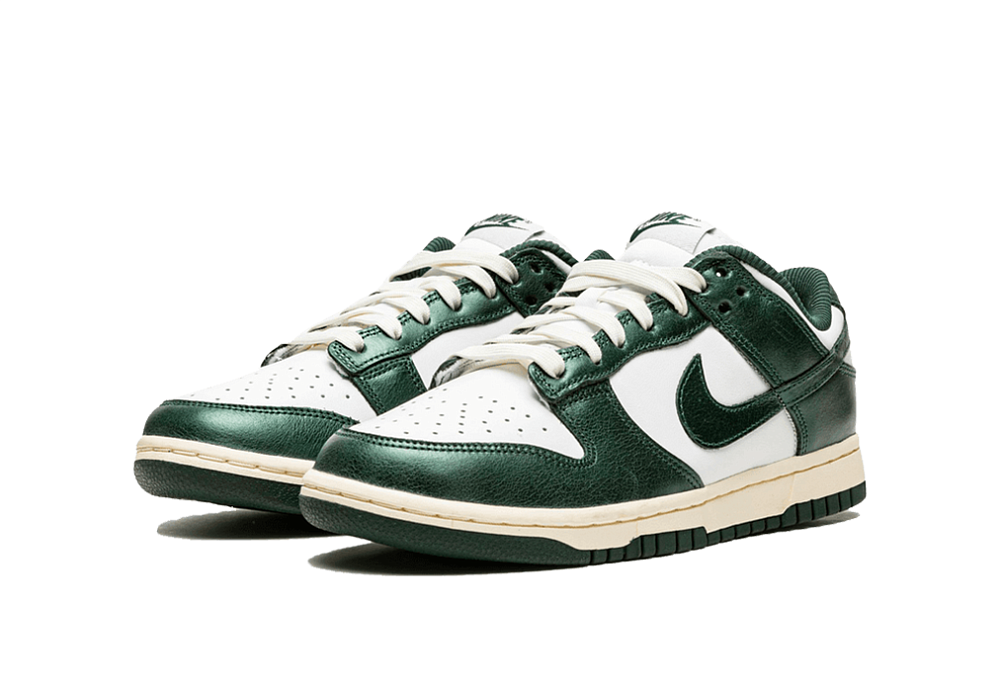 Nike Dunk Low Vintage Green (W)