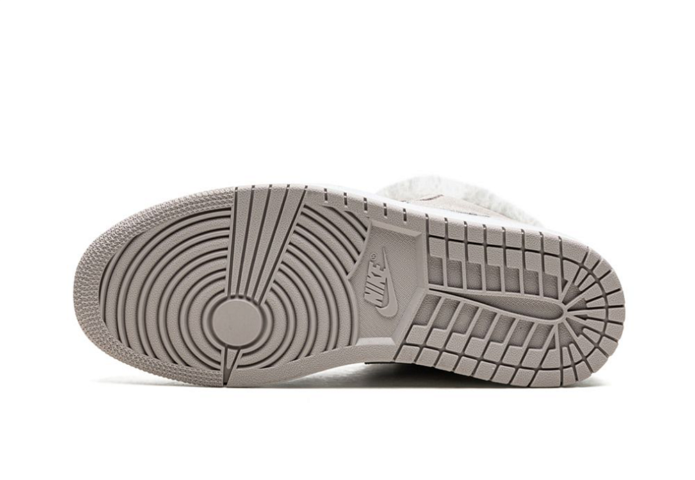 Nike Air Jordan 1 Low Sherpa Fleece (W)